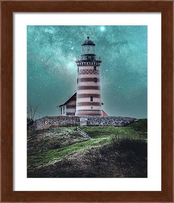 Port Fairy Lighthouse in brown frame